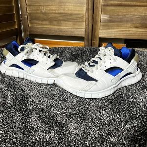 Men’s Nike Hurrache Shoes